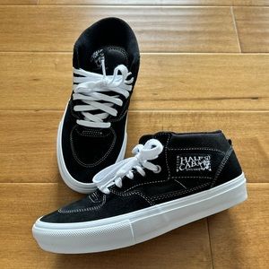 Vans Skate Half Cab Shoe (brand new)
